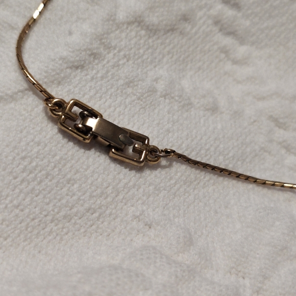 Givenchy Gold Heart Pendant Necklace - Picture 4 of 13